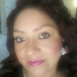 Meet your Posher, Alma